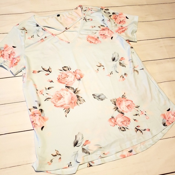Tops - Floral caged neck top
